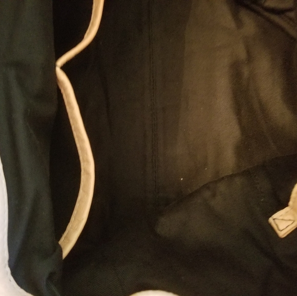 Authentic Chloe Ethel leather satchel in a beautiful butterscotch color. - Picture 7 of 12